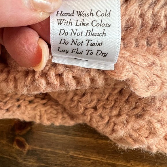 Pink Lily Cozy Knit Button pullover Sweater, pinkish mauve, size small. GUC - Picture 6 of 8